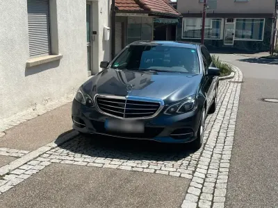 Gebraucht Mercedes E500 Elegance 408 PS (300 kW) 2014 Grau Limousine
