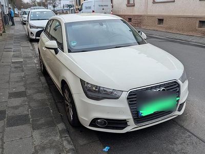Weiß Gebraucht 2011 Audi A1 Kleinwagen | 4.900 € (Guter Preis)