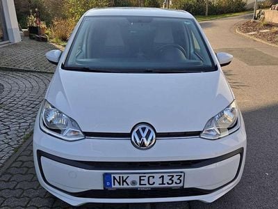 Gebraucht VW up! Move 60 PS (44 kW) 2019 Weiß Kleinwagen