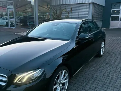 Gebraucht Mercedes E400 333 PS (244 kW) 2016 Schwarz Limousine