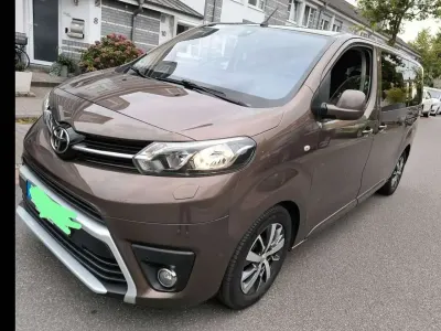 Gebraucht Toyota Proace 144 PS (105 kW) 2022 Van / Kleinbus