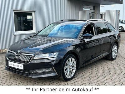 Schwarz Gebraucht 2020 Skoda Superb Style Kombi | 15.790 €