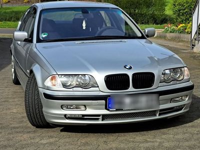 gebraucht BMW 330 E46 i in Titan- Silber
