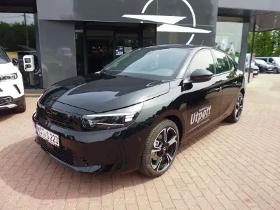 Gebraucht Opel Corsa 101 PS (74 kW) 2024 Lackierung schwarz perla nera/typ aussen (metallic) Kleinwagen