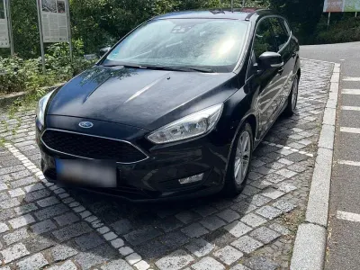 Gebraucht Ford Focus Business Edition 120 PS (88 kW) 2015 Schwarz Kombi