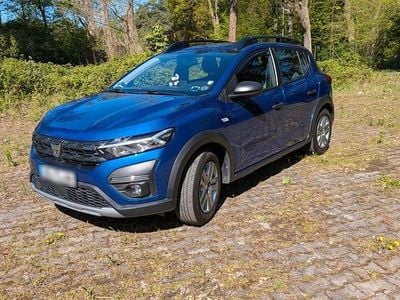 Second-hand Dacia Sandero Essentiel 101 CP (74 kW) 2021 Albastru Berlinǎ