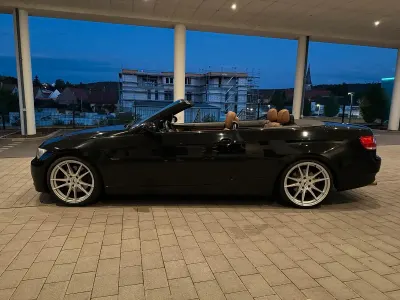 Gebraucht BMW 325 Cabriolet M Performance 218 PS (160 kW) 2010 Schwarz Cabrio