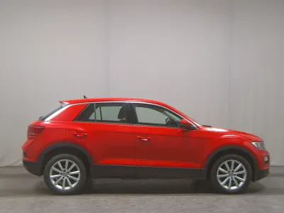 Gebraucht VW T-Roc Trendline 116 PS (85 kW) 2019 Rot SUV