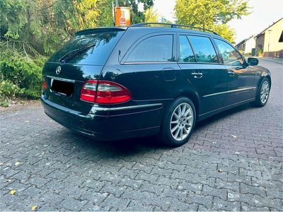 Mercedes E320