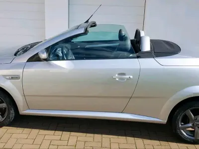 Gebraucht Opel Tigra 90 PS (66 kW) 2005 Silber Cabrio