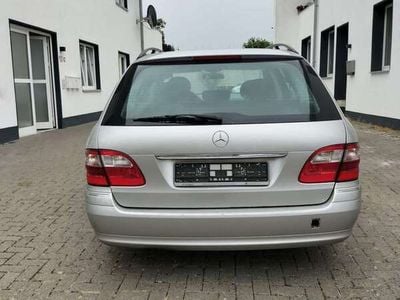 Mercedes E220