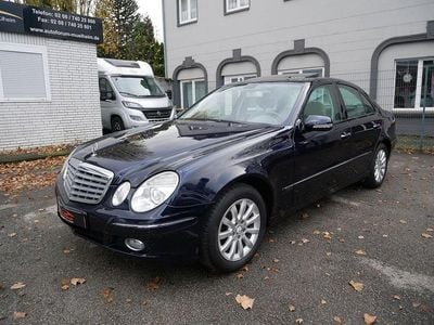 Gebraucht Mercedes E280 Elegance 231 PS (169 kW) 2007 Tansanitblau  metalliclack Limousine