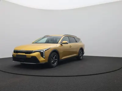 Neu Kia K4 Style 116 PS (85 kW) 2026 Gelb metallic