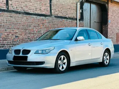 Gebraucht BMW 520 Sport Line 170 PS (125 kW) 2004 Silber Limousine