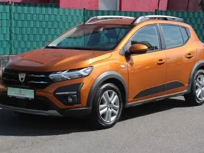 Brugt Dacia Sandero Comfort 101 HK (74 kW) 2022 Orange Sedan