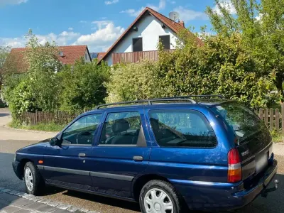 Occasion Ford Escort 90 ch (66 kW) 1992 Bleue Break