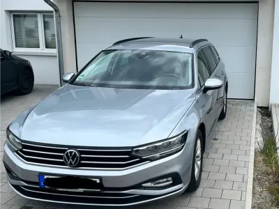 Gebraucht VW Passat Business 150 PS (110 kW) 2023 Silber Kombi