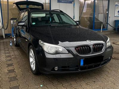 Gebraucht BMW 525 177 PS (130 kW) 2007 Schwarz Kombi