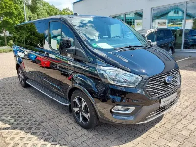 Gebraucht Ford Tourneo Custom Active 150 PS (110 kW) 2024 Schwarz Van