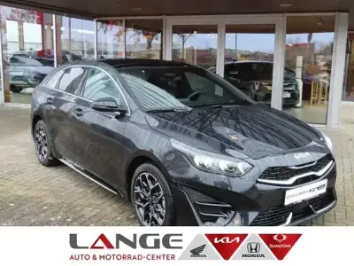 Używany Kia ProCeed 140 KM (102 kW) 2024 Czarny Hatchback
