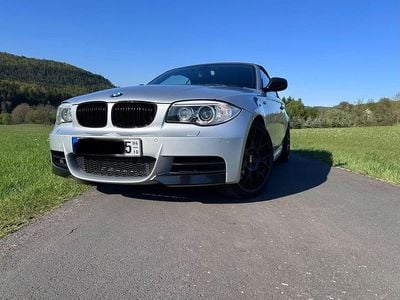 Second-hand BMW 135 Cabriolet Performance 306 CP (225 kW) 2013 Argintiu Cabrio