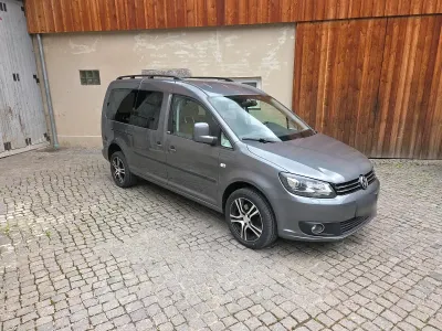 Gebraucht VW Caddy Maxi 140 PS (102 kW) 2013 Grau Van / Kleinbus