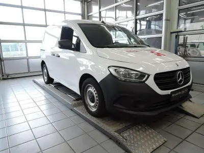 Gebraucht Mercedes Citan 108 75 PS (55 kW) 2024 Arktikweiß Van / Kleinbus