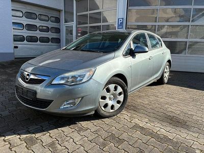 Gebraucht Opel Astra Edition 110 PS (80 kW) 2010 Silber Limousine