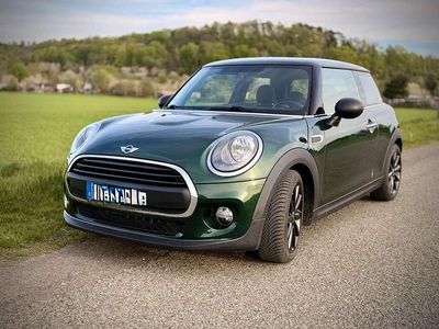 Gebraucht Mini ONE 102 PS (75 kW) 2017 Grün Kleinwagen