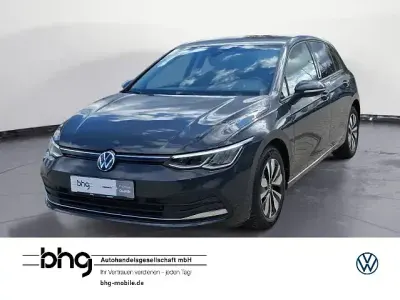 Gebraucht VW Golf VIII Life 150 PS (110 kW) 2024 Grau Limousine