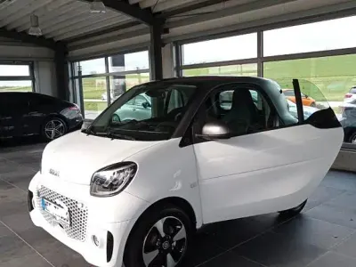 Gebraucht Smart ForTwo Electric Drive 60 kW (82 PS) 2022 Weiß Coupé