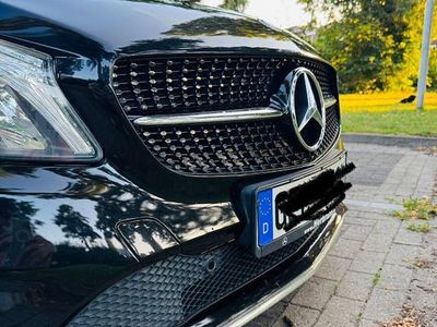 Gebraucht Mercedes A180 Edition 122 PS (89 kW) 2016 Schwarz Limousine