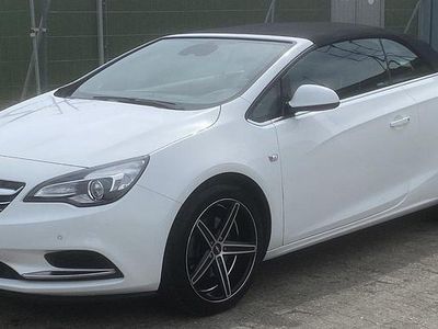 Gebraucht Opel Cascada Edition 120 PS (88 kW) 2017 Weiß Cabrio