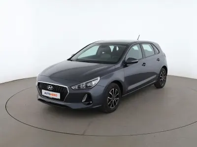Gebraucht Hyundai i30 Select 2017 Grau Limousine