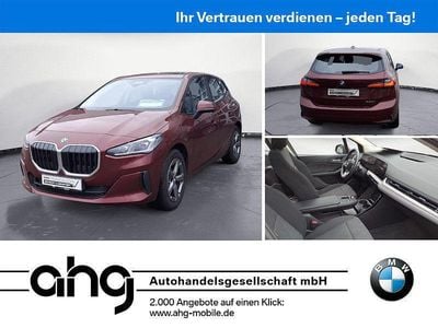 Gebraucht BMW 220 Active Tourer 156 PS (114 kW) 2025 Rot Van / Kleinbus