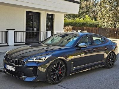 Usata Kia Stinger GT 370 CV (272 kW) 2018 Nero Utilitaria