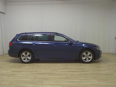 Usata VW Passat Business 200 CV (147 kW) 2022 Blu Station wagon