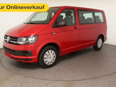 Gebraucht VW Multivan Trendline 102 PS (75 kW) 2018 Kirschrot Van / Kleinbus