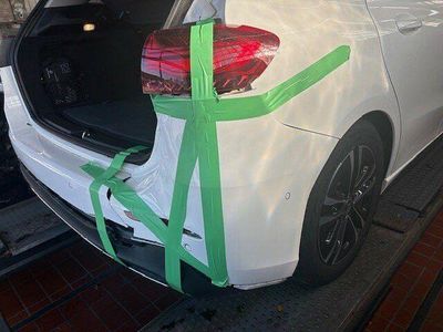 Gebraucht Mercedes B200 Progressive 150 PS (110 kW) 2024 Weiß Van / Kleinbus