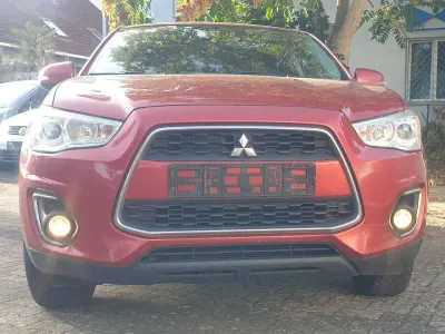 Gebraucht Mitsubishi ASX Edition 117 PS (86 kW) 2014 Karminrot (m) SUV