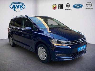 Second-hand VW Touran Highline 150 CP (110 kW) 2023 Albastru Monovolum