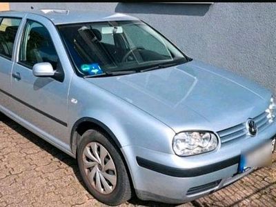 Silber Gebraucht 2003 VW Golf IV Kleinwagen | 1.750 € (Fairer Preis)