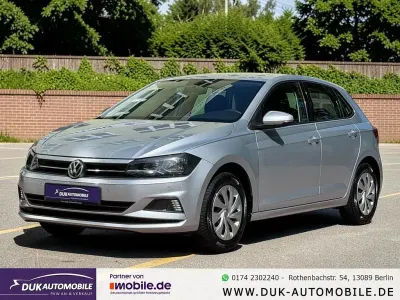 Gebraucht VW Polo Comfortline 95 PS (69 kW) 2019 Silber Kleinwagen