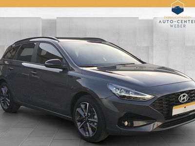 Grau Gebraucht 2024 Hyundai i30 Advantage Kombi | 21.380 € (Fairer Preis)
