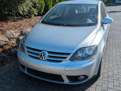 Gebraucht VW Golf Plus Comfortline 102 PS (75 kW) 2008 Silber Van / Kleinbus