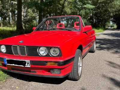 Rot Gebraucht 1991 BMW 318 Cabriolet Cabrio | 16.000 €