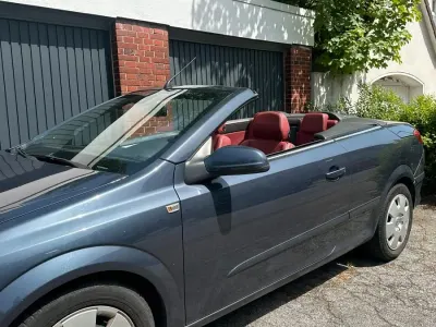 Gebraucht Opel Astra 140 PS (102 kW) 2008 Blau Cabrio