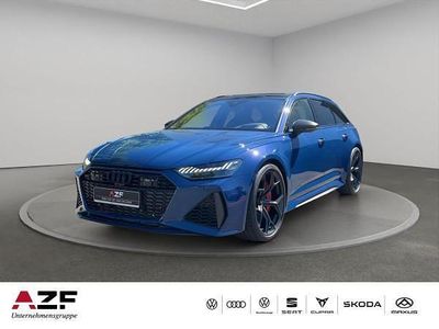 Blau (ascariblau metallic) Neu 2025 Audi RS6 Performance Kombi | 196.451 €