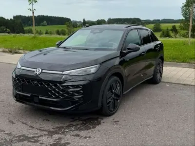 Gebraucht VW T-Roc R-line 150 PS (110 kW) 2026 Grenadillschwarz metallic SUV