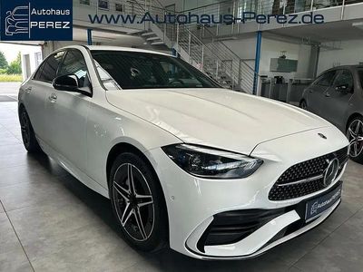 Polarweiß Gebraucht 2024 Mercedes C300e Premium Limousine | 46.388 € (Fairer Preis)